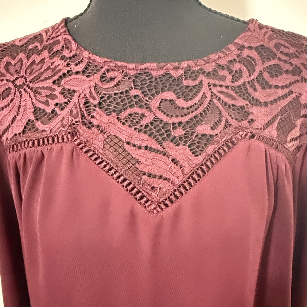 Apt. 9 Women’s Burgundy Lace Detail Long Sleeve Blouse-Sz Large - Picture 2 of 6
